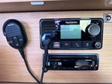 Dufour 430 Grand Large VHF Radio